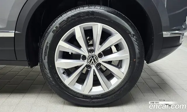 Volkswagen T-Roc 2021 2.0 АКПП, миниатюра 6 Volkswagen T-Roc 2021 2.0 АКПП, миниатюра 6