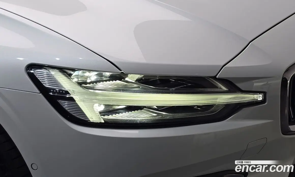 Volvo S60 2023 2.0 АКПП, фото 7