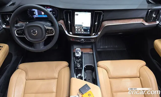 Volvo S60 2023 2.0 АКПП, миниатюра 9