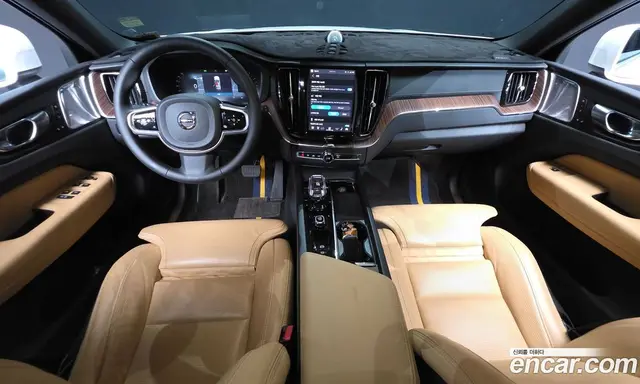 Volvo XC60 2024 2.0 АКПП, миниатюра 7