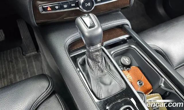 Volvo XC90 2018 2.0 АКПП, миниатюра 12