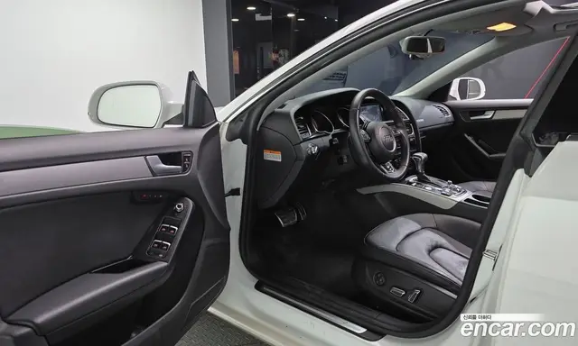 Audi A5 2013 2.0 АКПП, миниатюра 10