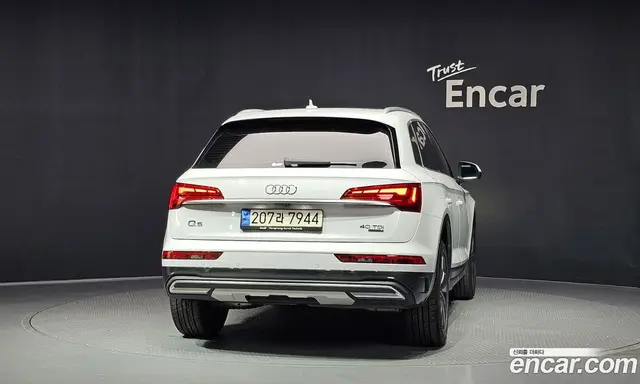 Audi Q5 2023 2.0 АКПП, миниатюра 4