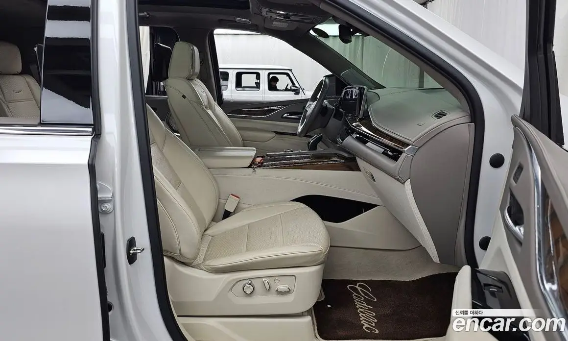 Cadillac Escalade 2021 6.2 АКПП, фото 17