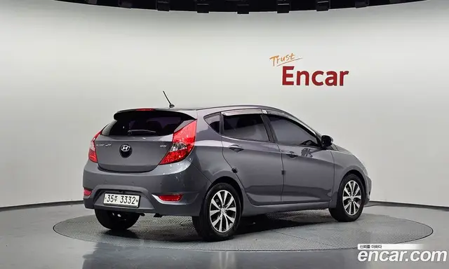 Hyundai Accent 2013 1.6 АКПП, миниатюра 2
