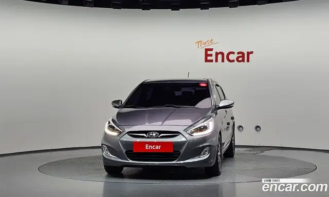 Hyundai Accent 2013 1.6 АКПП, миниатюра 3