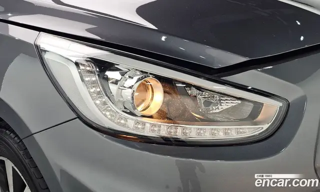 Hyundai Accent 2013 1.6 АКПП, миниатюра 8