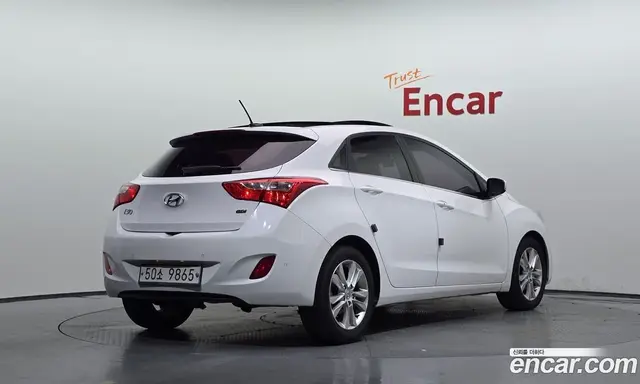 Hyundai i30 2014 1.6 АКПП, миниатюра 2