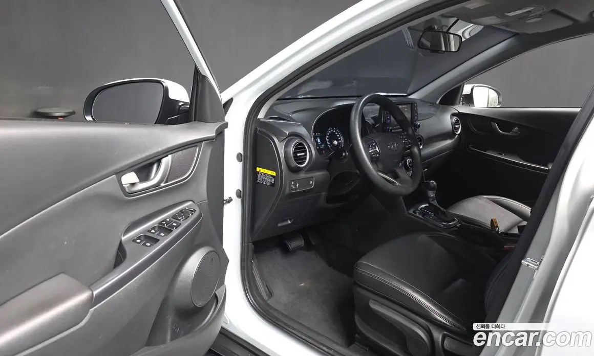 Hyundai Kona 2018 1.6 АКПП, фото 10