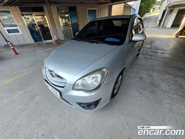 Hyundai Verna, 2010, 257 103 км