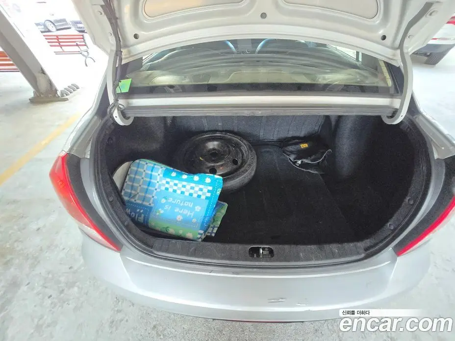 Hyundai Verna 2010 1.5 АКПП, фото 15