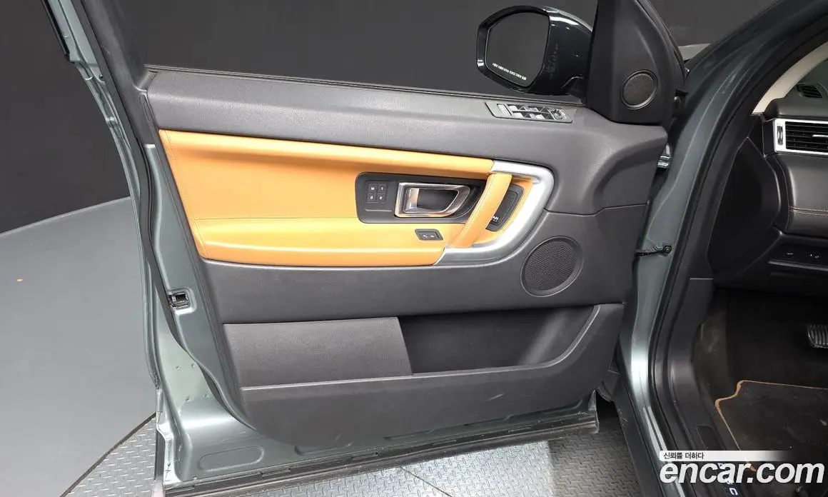 Land Rover Discovery Sport 2018 2.0 АКПП, фото 14