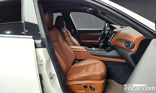 Maserati Levante 2017 3.0 АКПП, миниатюра 11 Maserati Levante 2017 3.0 АКПП, миниатюра 11