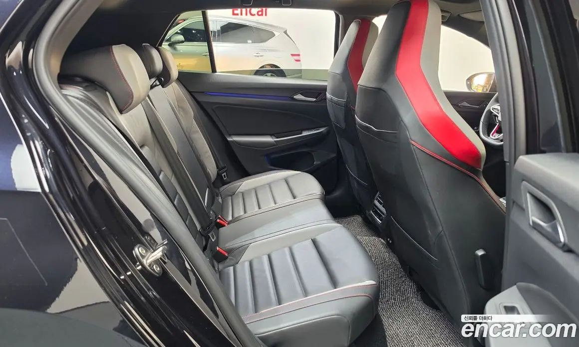 Volkswagen Golf 2022 2.0 АКПП, фото 12