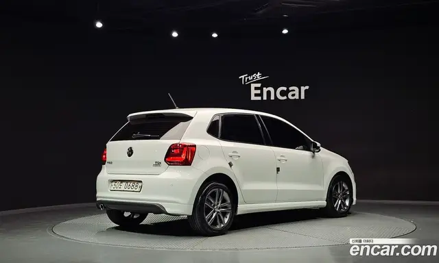 Volkswagen Polo 2016 1.4 АКПП, миниатюра 2