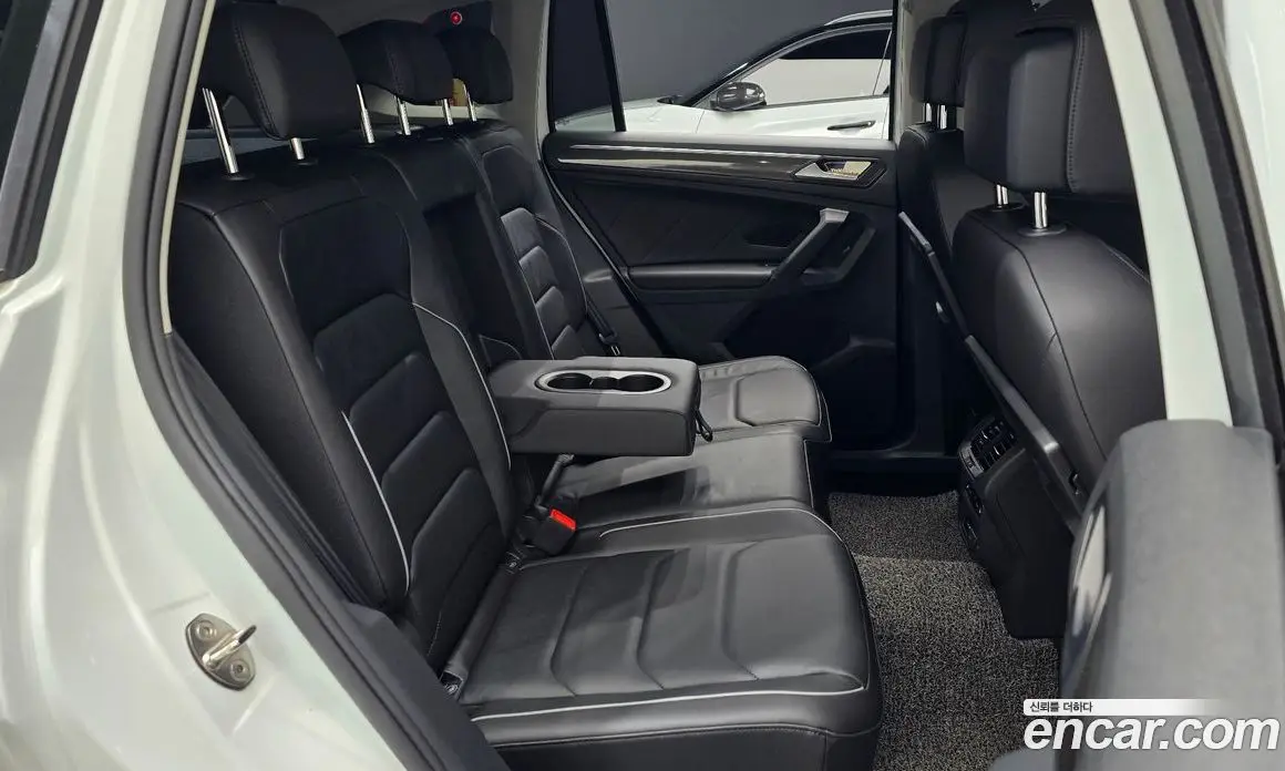 Volkswagen Tiguan 2020 2.0 АКПП, фото 15