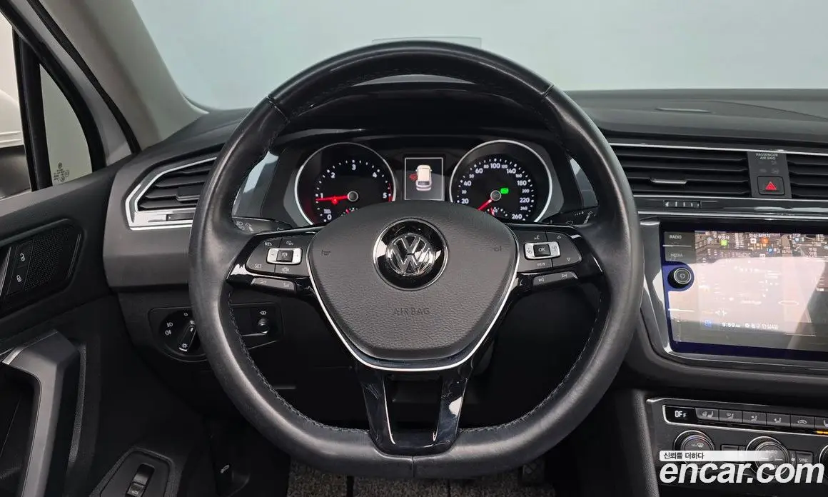 Volkswagen Tiguan 2020 2.0 АКПП, фото 18
