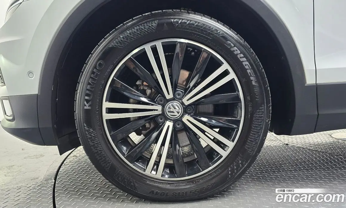 Volkswagen Tiguan 2020 2.0 АКПП, фото 4