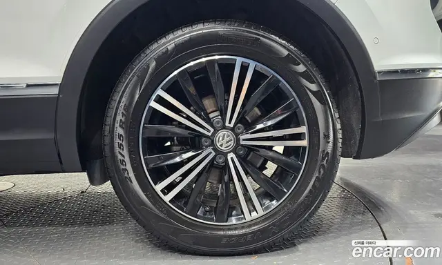 Volkswagen Tiguan 2020 2.0 АКПП, миниатюра 6