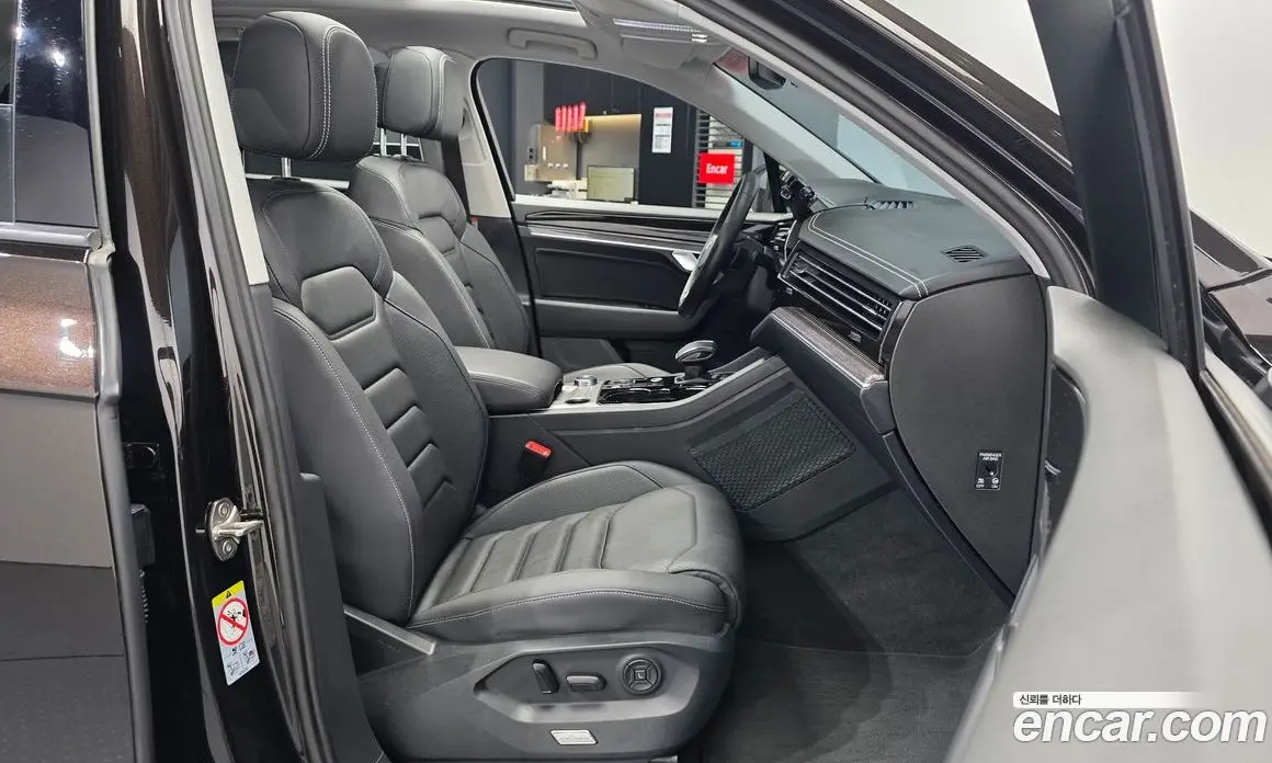 Volkswagen Touareg 2023 3.0 АКПП, фото 16
