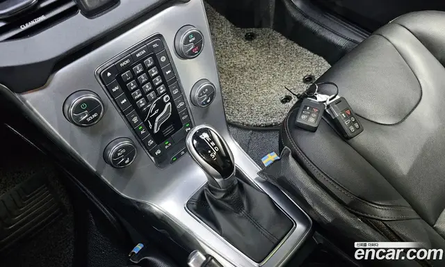 Volvo V40 2017 2.0 АКПП, миниатюра 11