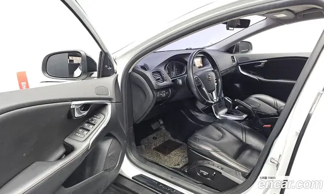 Volvo V40 2017 2.0 АКПП, миниатюра 12