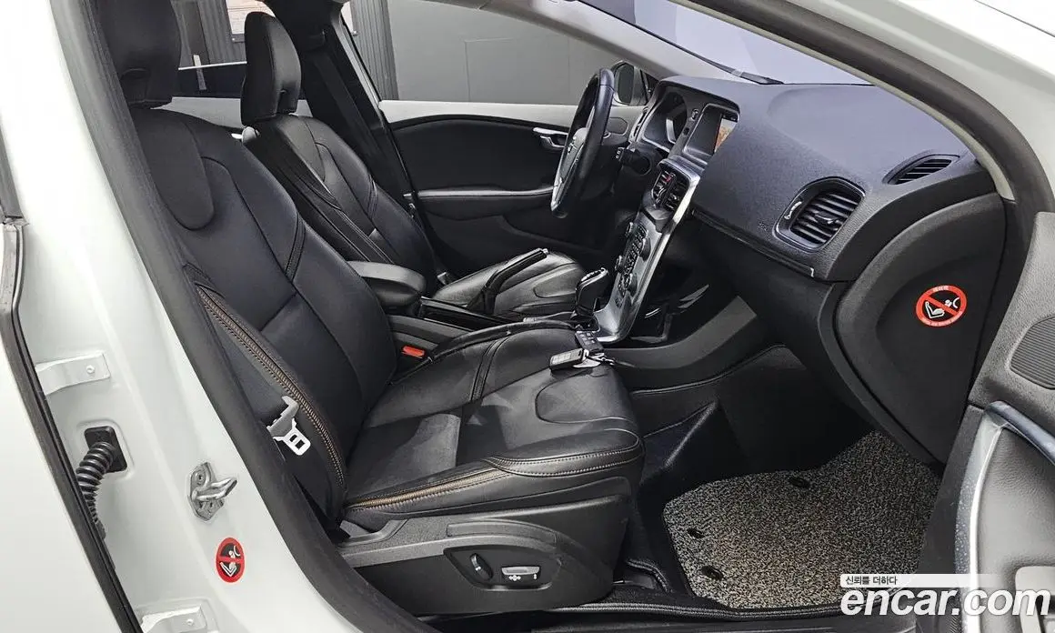 Volvo V40 2017 2.0 АКПП, фото 15