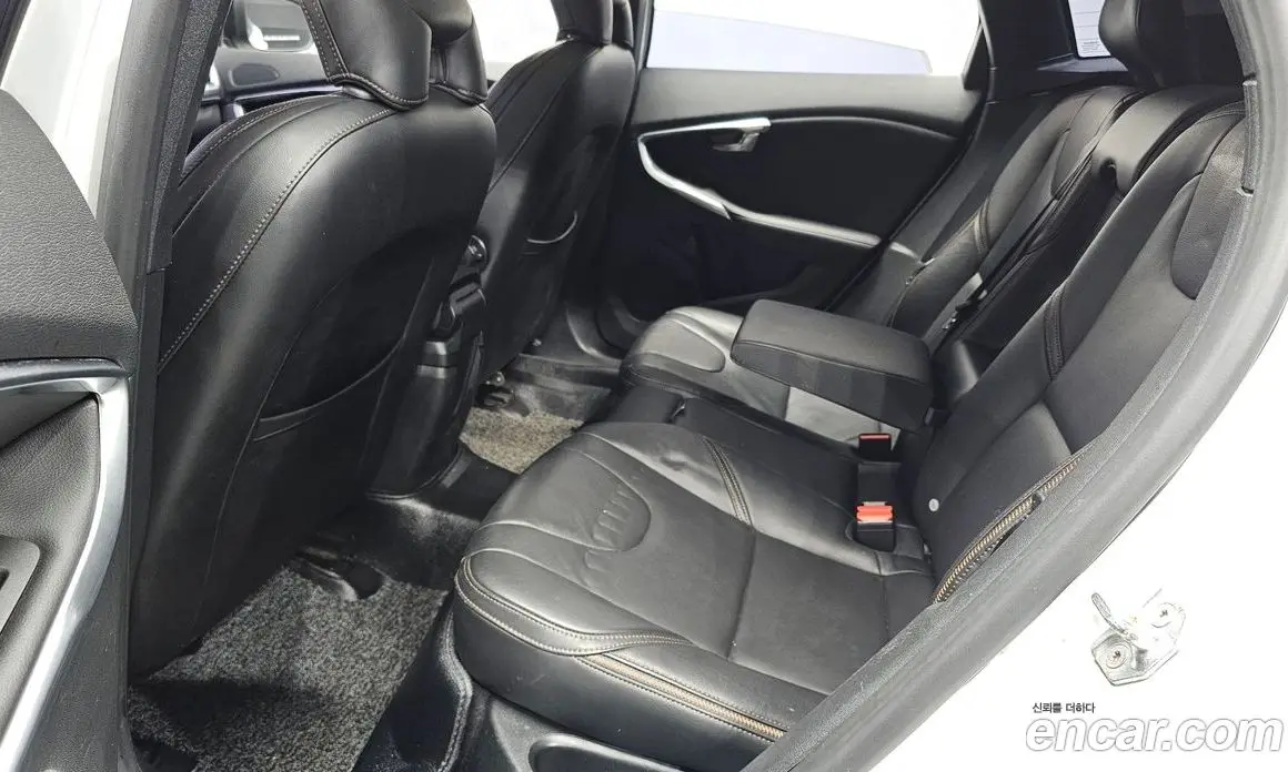 Volvo V40 2017 2.0 АКПП, фото 17