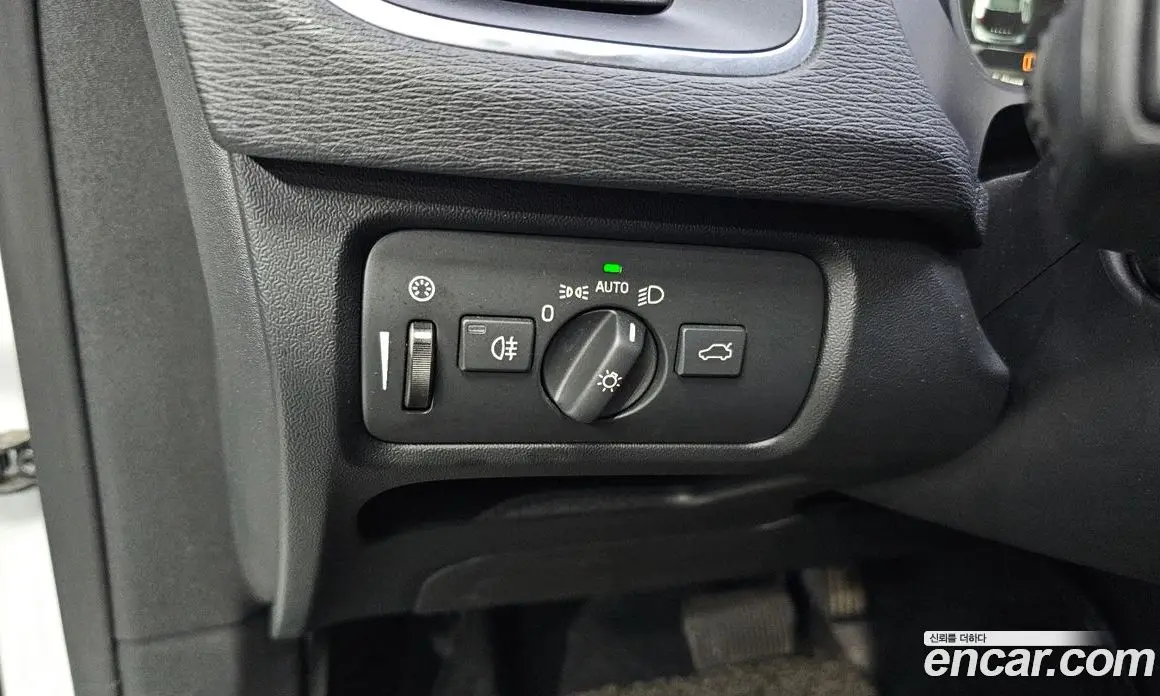 Volvo V40 2017 2.0 АКПП, фото 19