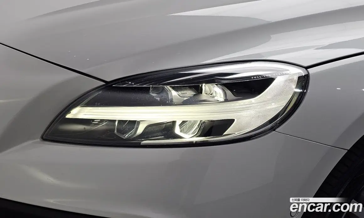 Volvo V40 2017 2.0 АКПП, фото 7