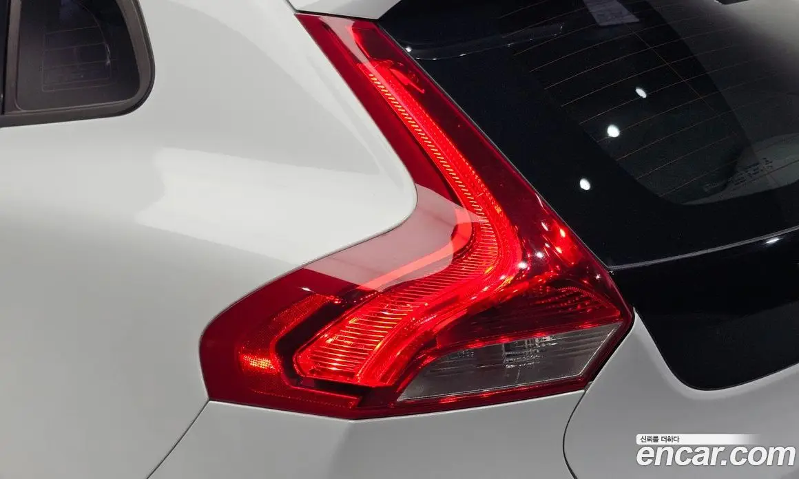 Volvo V40 2017 2.0 АКПП, фото 8