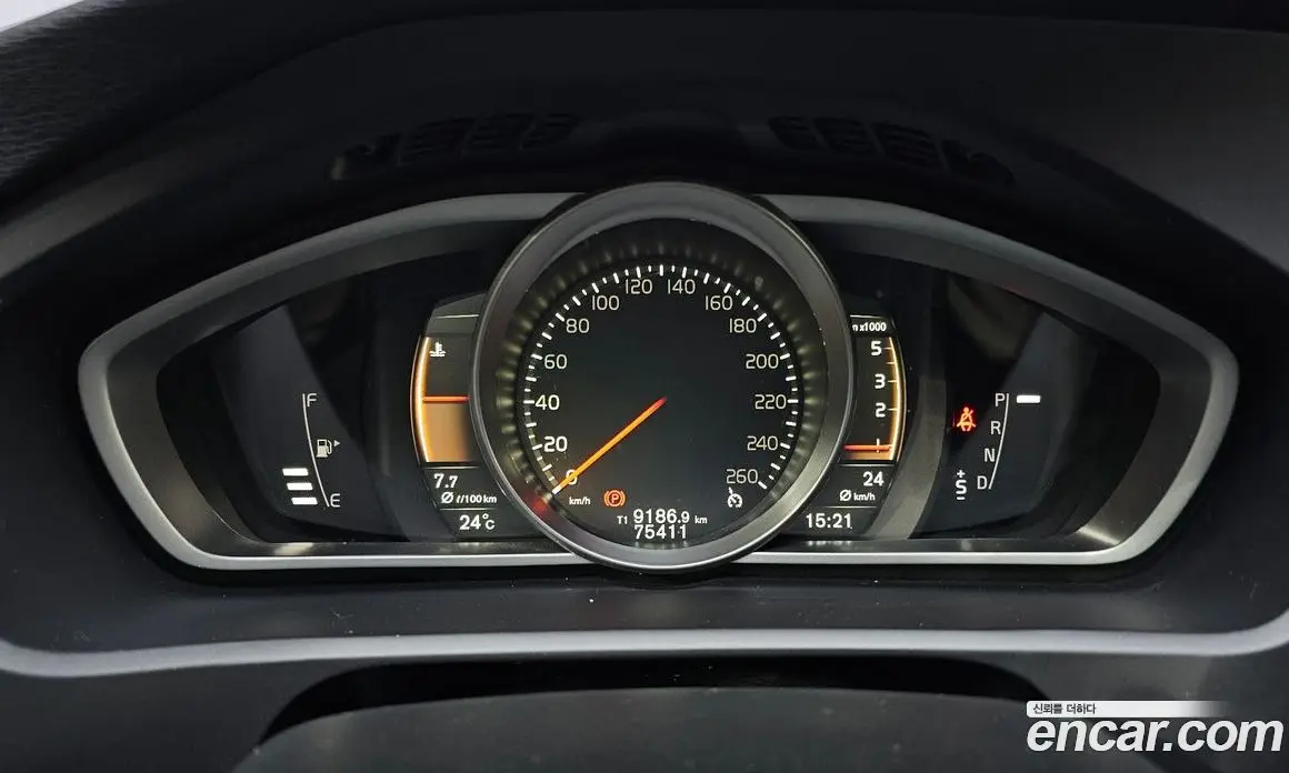 Volvo V40 2017 2.0 АКПП, фото 10