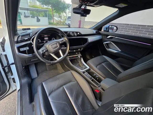 Audi Q3 2020 2.0 АКПП, миниатюра 7