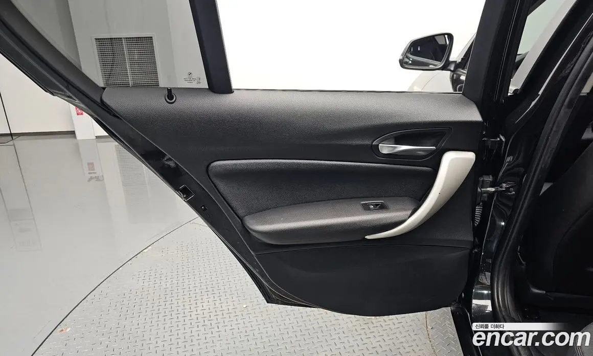 BMW 1 серия 2018 2.0 АКПП, фото 14