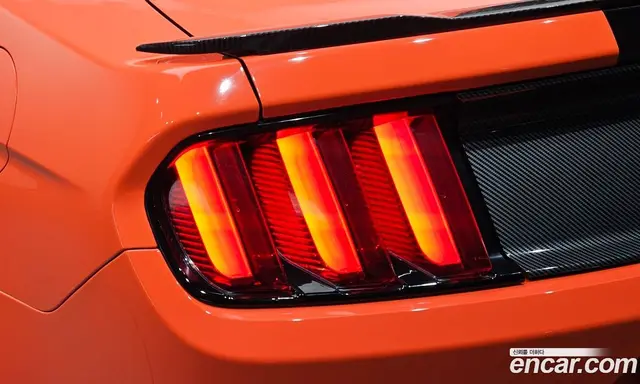 Ford Mustang 2017 2.3 АКПП, миниатюра 9