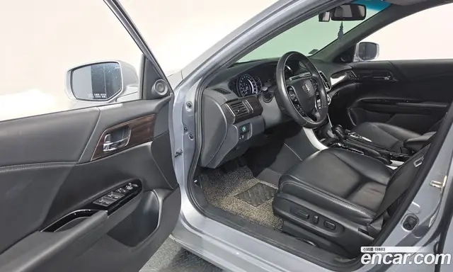 Honda Accord 2016 2.4 АКПП, миниатюра 12