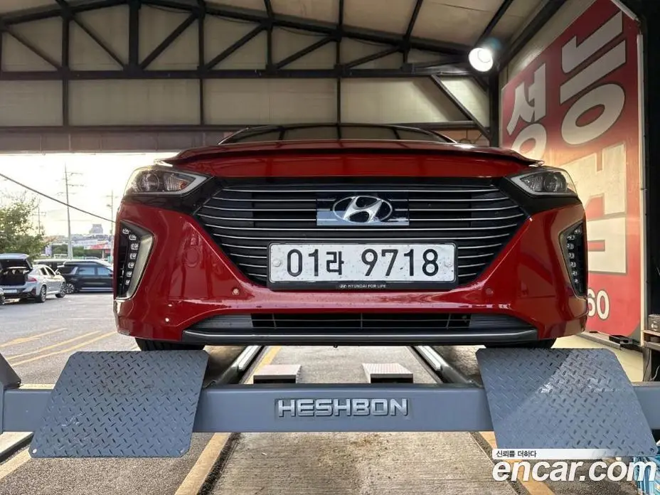 Hyundai Ioniq 2017 1.6 АКПП, фото 1 Hyundai Ioniq 2017 1.6 АКПП, фото 1