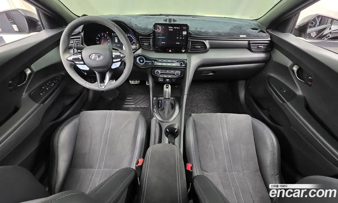 Hyundai Veloster 2022 2.0 АКПП, фото 7