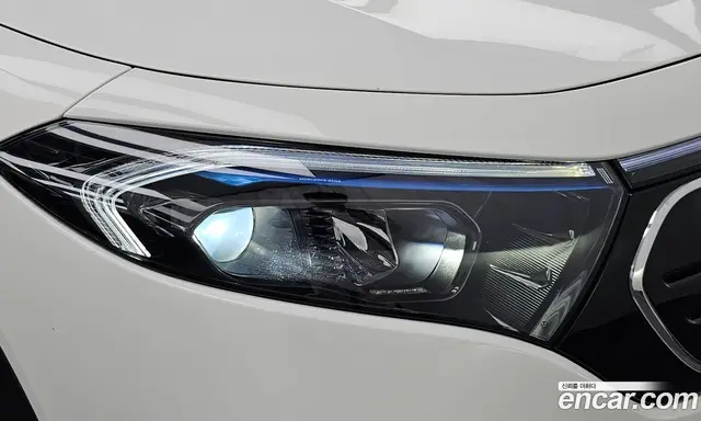 Mercedes-Benz EQB 2023 0.2 АКПП, миниатюра 8