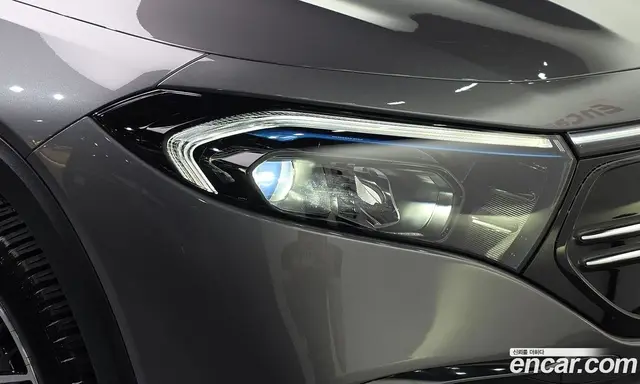 Mercedes-Benz EQB 2023 0.2 АКПП, миниатюра 8