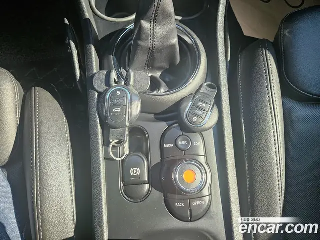 Mini Clubman 2019 1.5 АКПП, миниатюра 9