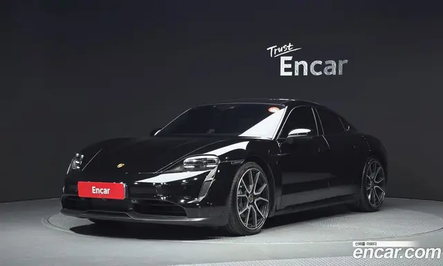 Porsche Taycan, 2023, 54 051 км