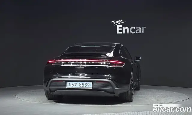 Porsche Taycan 2023 0.1 АКПП, миниатюра 4 Porsche Taycan 2023 0.1 АКПП, миниатюра 4