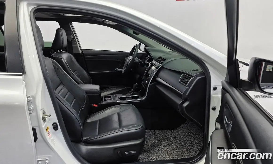 Toyota Camry 2016 2.5 АКПП, фото 12