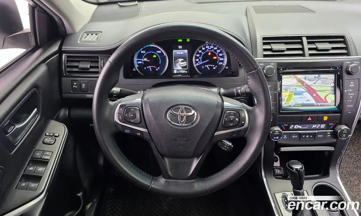 Toyota Camry 2016 2.5 АКПП, фото 13