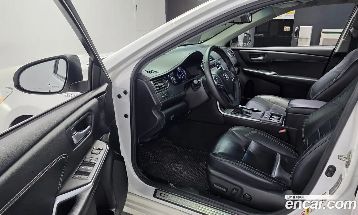 Toyota Camry 2016 2.5 АКПП, фото 10