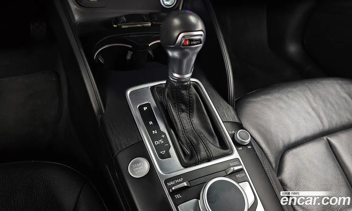 Audi A3 2018 2.0 АКПП, фото 12