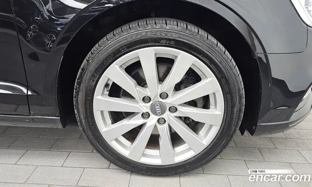 Audi A3 2018 2.0 АКПП, миниатюра 7