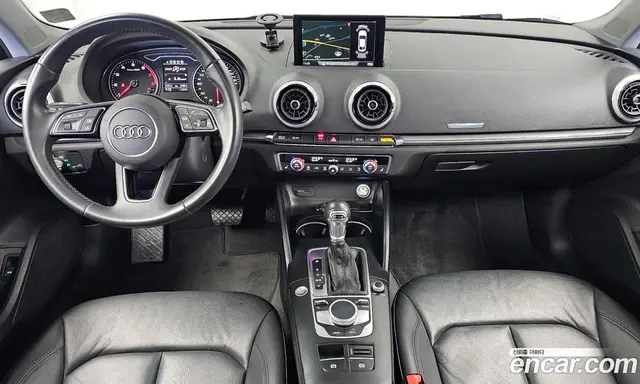 Audi A3 2018 2.0 АКПП, миниатюра 10