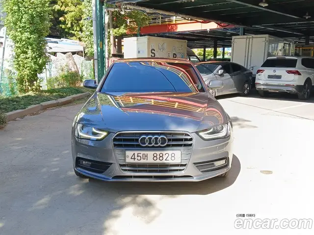 Audi A4 2013 2.0 АКПП, миниатюра 2